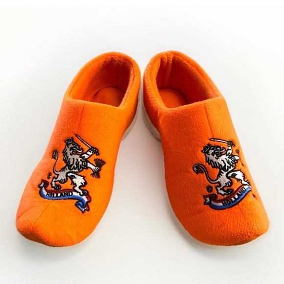 World of Clogs Dutch Clog Slippers in Orange Men’s Size 11.5 Holland Embroidery - Picture 1 of 9